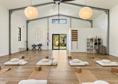 wellness fitness health retreat pilates yoga meditation soundbath jervis bay shoalhaven huskisson vincentia worrowing paperbark camp spa treatment day spa program classes studio teacher